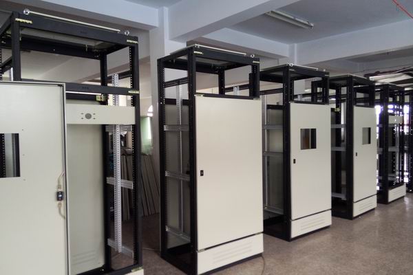 登封配电柜-3683厂家配电柜检修需要注意的